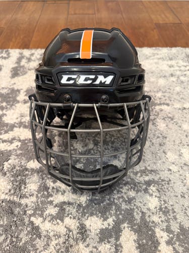Small CCM Tacks 910 Helmet (Used)