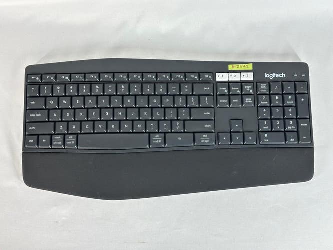 #2572 Logitech K850 Wireless Bluetooth PC Keyboard Black Padded Wrist Pad TESTED