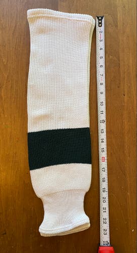 K1 Sports Wear Ice Hockey Socks 23–25" White, Hunter Green Stripe CA 35230