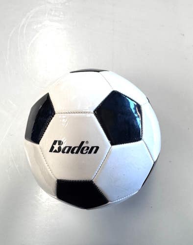 Used Baden 5 All Size Soccer Ball White 5 11860-S000317728