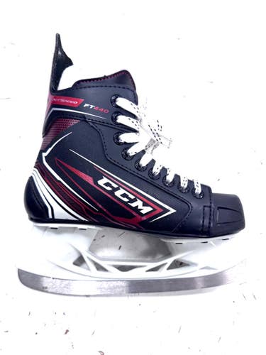 Used CCM FT440 Junior Hockey Skate Junior 02 11860-C000317714