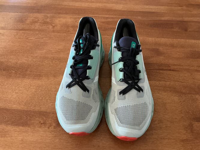 ON Cloudstratus Running Shoes