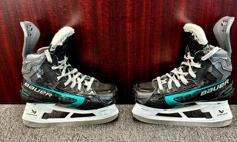 Bauer Supreme FUSE Junior Hockey Skates Size 2D – Extra FLY-X Steel – Toronto 1 Profile