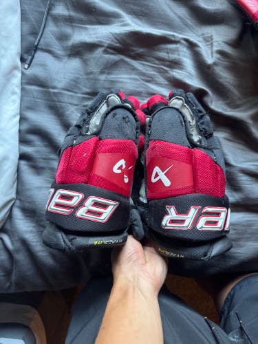 Bauer Vapor Hyperlite Gloves 13" (Used)