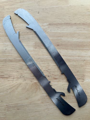 Bauer FLY-X 280mm NHL Pro Stock Skate Blades / Runners (Used)