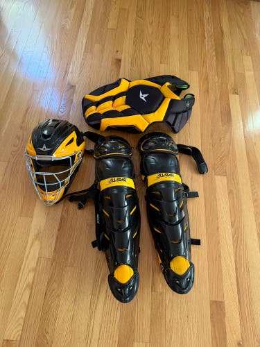 Black/Yellow All Star System 7 Axis Catcher's Set (Used)