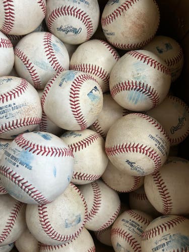 30 MLB BASEBALLS   (Used) Like New