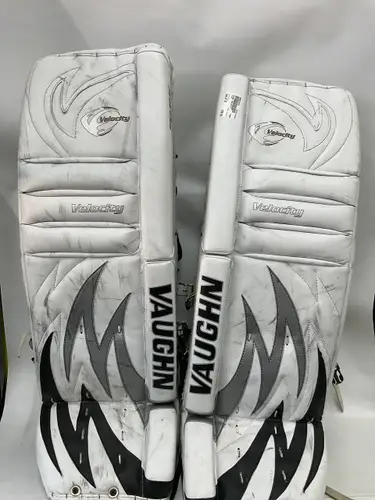 34" Vaughn Velocity Goalie Leg Pads (Used)