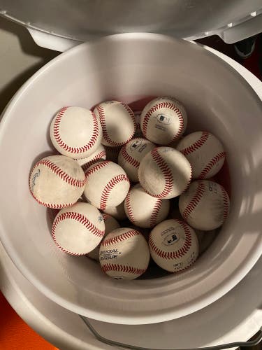 Rawlings flat seam official league Baseballs 12 Pack (1 Dozen) (Used)