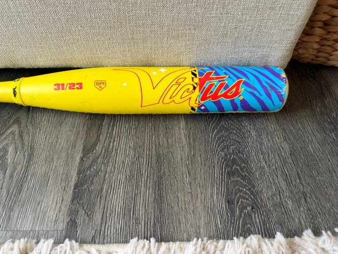 2026 Victus Nova Lit Composite USSSA Certified Bat (-8) 31" (Used)