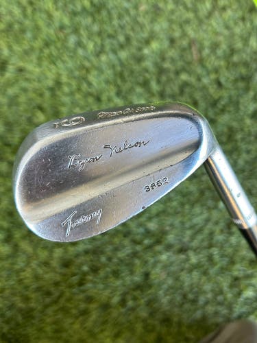 MacGregor Byron Nelson Tourney 3852 9-Iron — 1960s Cavity-Back, Shaft #23336, Vintage Collectible