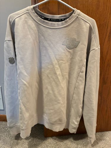 Cream LA Kings Fanatics Crew Neck