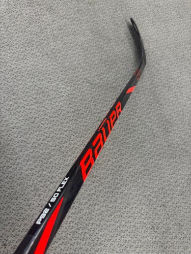 Junior Bauer Nexus Launch Right Handed Hockey Stick P28 50 Flex (New)