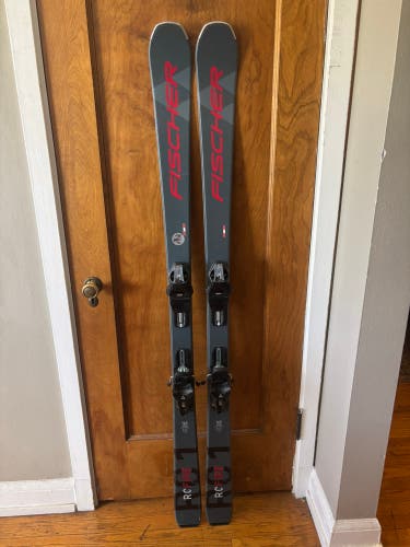 Fischer RC Fire 165cm with Adjustable Fischer RS9 GripWalk Bindings