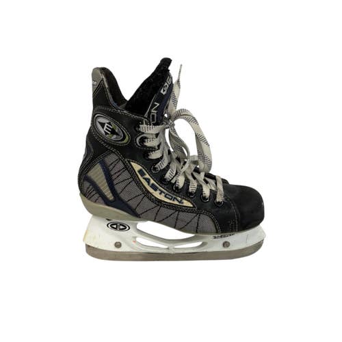 Used Easton ULTRA LITE PRO Hockey Skate Junior Size 1.5 11406-S000112771