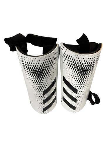 Used Adidas Soccer Shin Guards Adult White MD 11406-S000111715