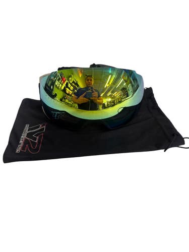 Used iV2 Snow Goggles Adult White 11406-S000110732
