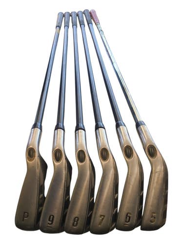 Used Callaway RAZR X Mens Iron Set RH 5I-9I 11450-S000530256