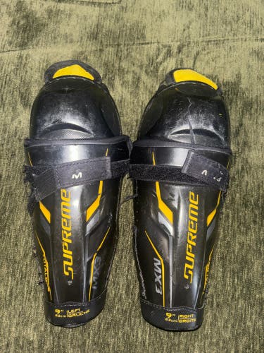 Youth Bauer Supreme M3 9" Shin Pads (Used)
