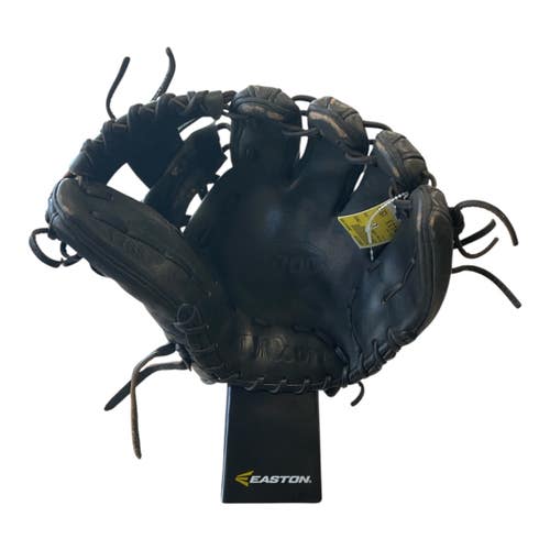 Used Wilson A2000 BB/SB Glove RH Throw Black 11 1/4" 11450-S000529100