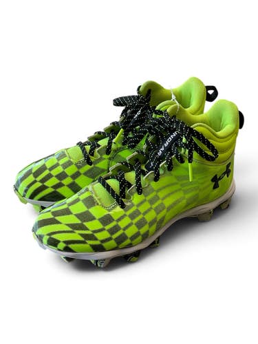 Used Under Armour SPOTLIGHT FRANCHISE 3 Jr FB Cleats Neon Green Junior 06 11450-S000528896