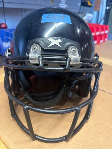 USED XENITH X2E+ YOUTH FOOTBALL HELMET - MEDIUM - BLACK