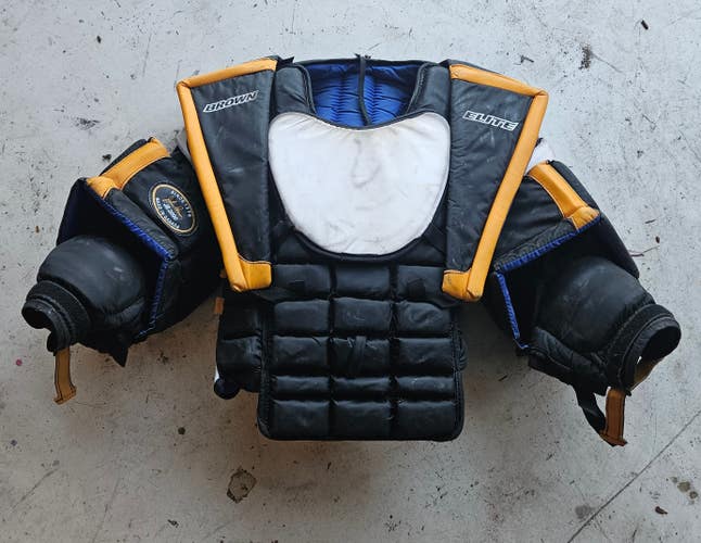 John Brown Senior L Chest Protector
