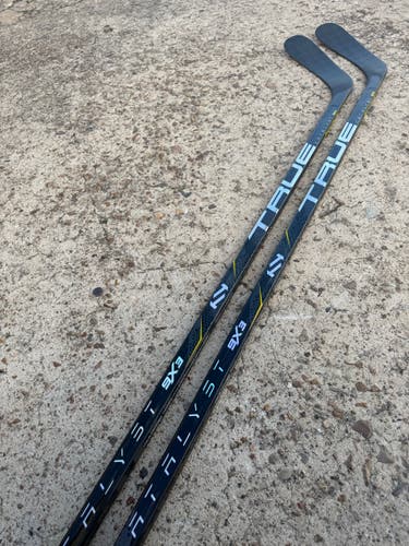 2 Pack TRUE Catalyst 9X3 Pro Stock Hockey Stick 75 Flex P92 Left 7594