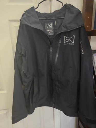 Men's XL Burton Cyclic Jacket and Men's XL Short Cyclic Snow pant