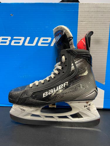 Bauer Vapor LTX Pro + Size 5.5 Fit 2 (Used)