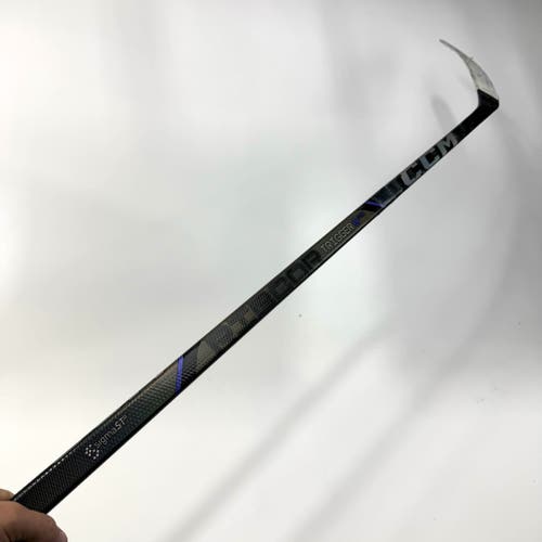 Repaired Right Handed CCM Trigger 9 Pro - 70 Flex P29m Curve - #QQ693