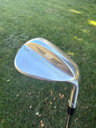Titleist Vokey SM9 Tour Chrome Sand Wedge 54 / 10 Wedge Flex 35.5"