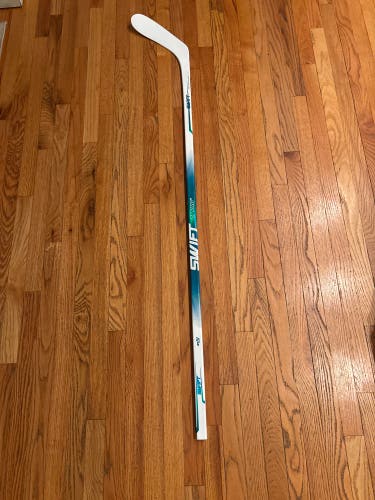 Intermediate Zt Pro Left Hand Hockey Stick P28 65 Flex (New)