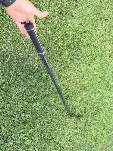 Senior True Catalyst Pure Right Handed Hockey Stick PM9 75 Flex (Used)