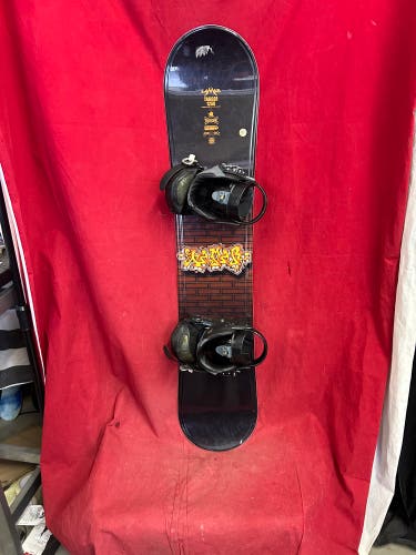 La Mar Snowboard With Bindings Directional Twin 125 cm (Used)