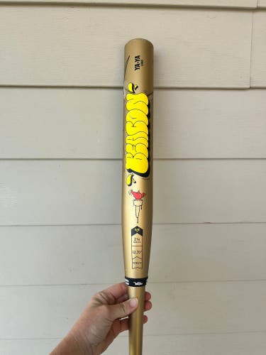 2025 Victus Beacon Gold Ya-Ya Load USSSA Slowpitch Bat - 34"/25oz VSPBG2YU - READ