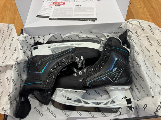 CCM Vizion Hockey Skates Regular Width 8 (New)