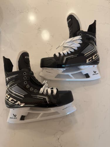 Black CCM Super Tacks AS3 Pro Hockey Skates Regular Width 8.5 (New)