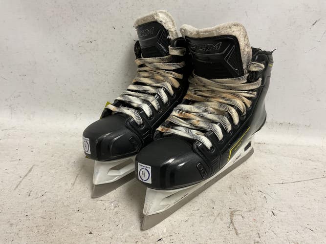 Used CCM SUPER TACKS 9370 Junior Goalie Skate Junior 04 11855-S000211851