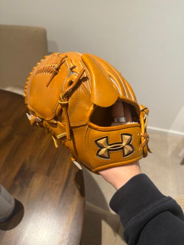 Under Armour Pro Series LH Pitcher's Baseball Glove 11.75" (Used)