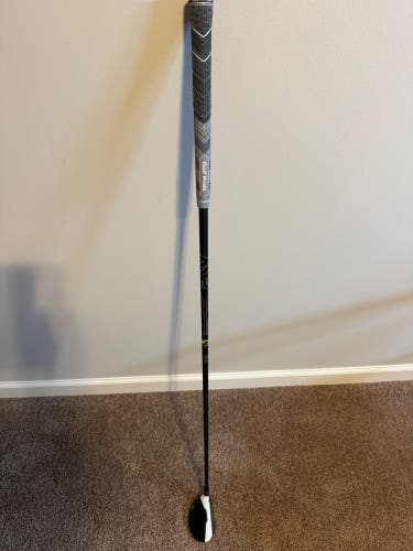 Men's TaylorMade M2 Right Handed Hybrid Stiff Flex 4H Graphite Shaft (Used)
