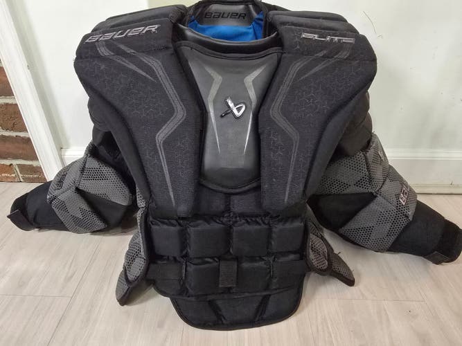 Small Intermediate Bauer Elite S23 Goalie Chest Protector (Used)