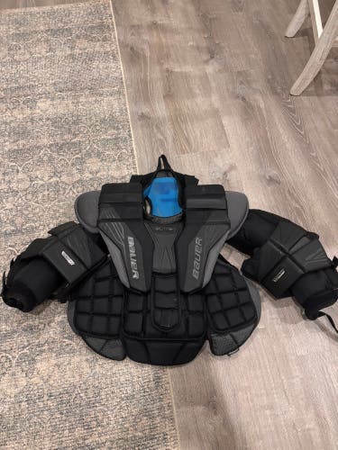 Small Bauer Elite Goalie Chest Protector (Used)