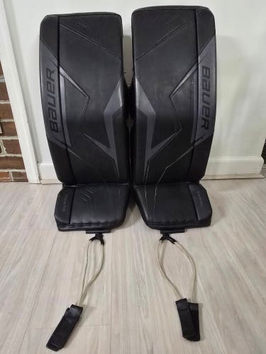 XS Senior 2025 Bauer Sv-Pro Goalie Leg Pads (Used)