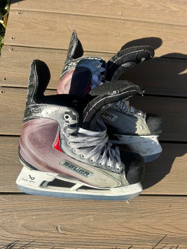 2009 Bauer Vapor X60 Hockey Skates Extra Wide Width Pro Stock 8 (Used)
