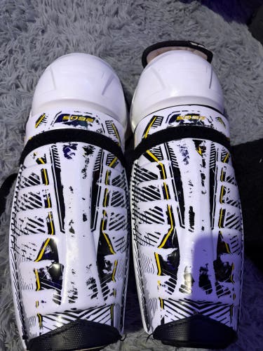 Senior CCM Tacks 5092 14" Shin Pads (Used)