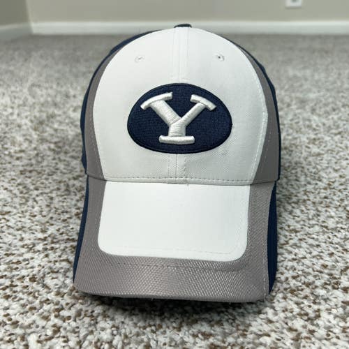 BYU Cougars Hat Mens One Size White Navy Nike Legacy91 Dri FIT NCAA Football Cap