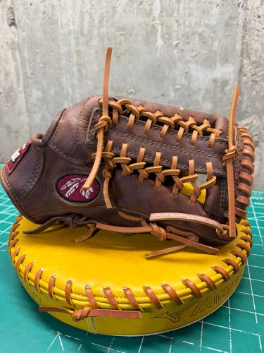Nokona WB-1275 12.75 outield Baseball Glove