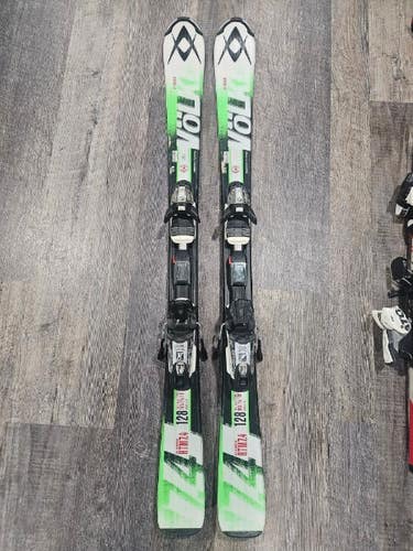 128 Volkl RTM 7.4 Skis