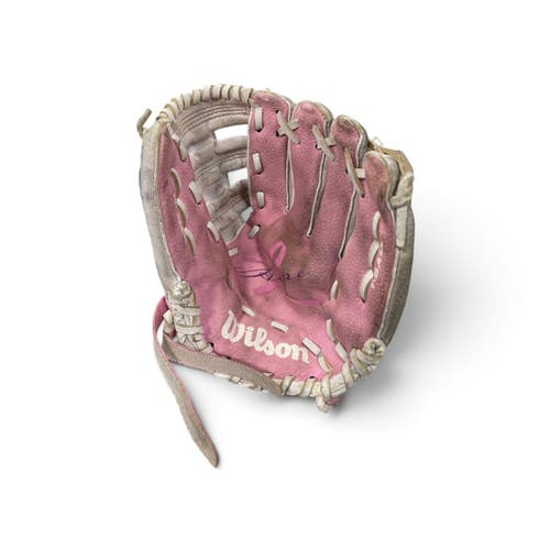 Used Wilson Hope Tee Ball BB/SB Glove 10" Right Hand Throw Pink/White 11735-S000371164